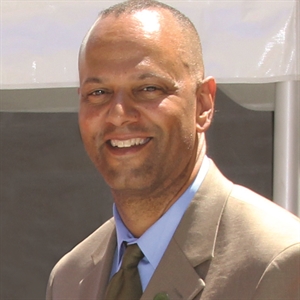 Arnold Randall