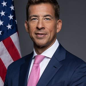 Secretary Alexi Giannoulias